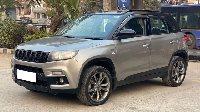 Second-hand 2018 Maruti Vitara Brezza VDi Option for sale in New Delhi-5