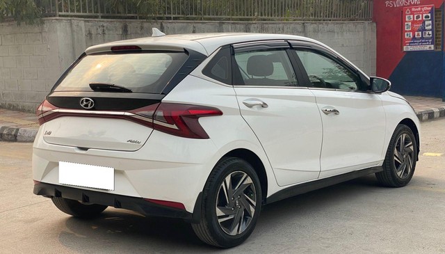 Second-hand 2022 Hyundai i20 Asta Opt BSVI for sale in New Delhi-13
