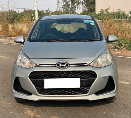 Hyundai Grand i10 1.2 Kappa Magna BSIV Second-hand 2018 Hyundai Grand i10 1.2 Kappa Magna BSIV for sale in New Delhi