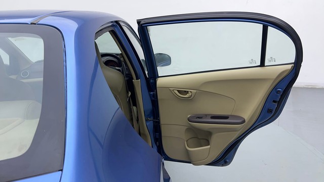 Second-hand 2013 Honda Amaze S i-VTEC for sale in Ghaziabad-36