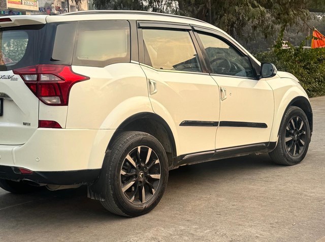 Second-hand 2019 Mahindra XUV500 W11 FWD Diesel for sale in New Delhi-7