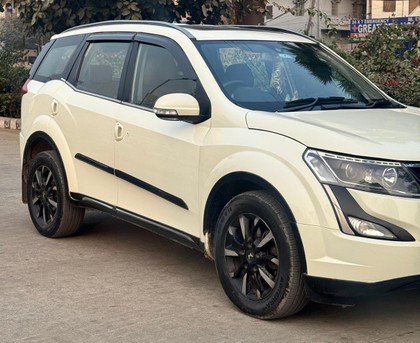 Second-hand 2019 Mahindra XUV500 W11 FWD Diesel for sale in New Delhi