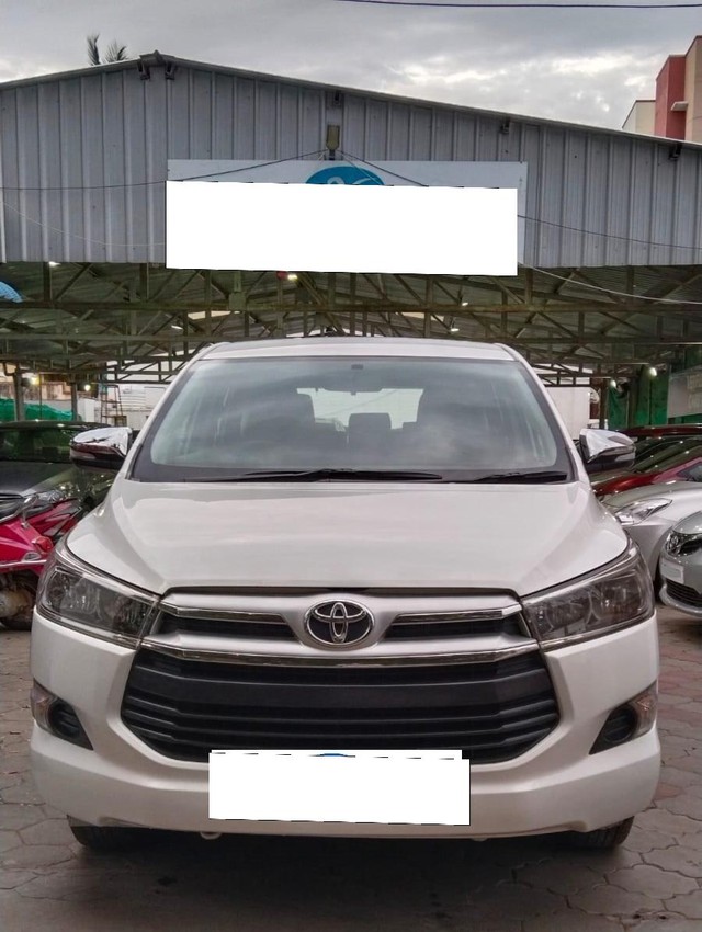 Second-hand 2016 Toyota Innova Crysta 2.4 G MT 8S BSIV for sale in Coimbatore-6