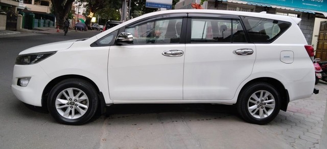 Second-hand 2016 Toyota Innova Crysta 2.4 G MT 8S BSIV for sale in Coimbatore-5