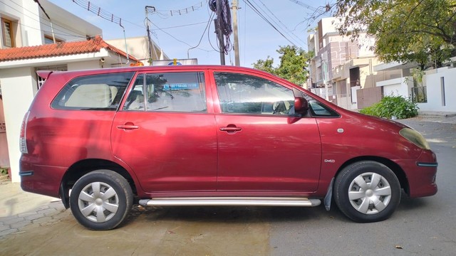 Second-hand 2010 Toyota Innova 2.5 G4 Diesel 8-seater for sale in Coimbatore-1