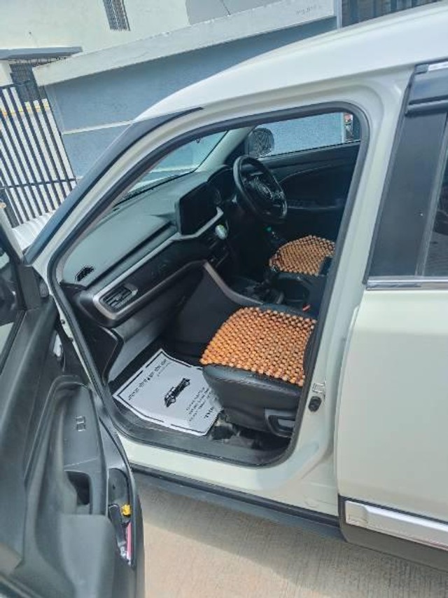 Second-hand 2023 Maruti Suzuki Brezza Vxi for sale in Shrirampur-6