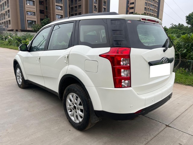 Second-hand 2018 Mahindra XUV500 R W10 FWD for sale in Ahmedabad-8