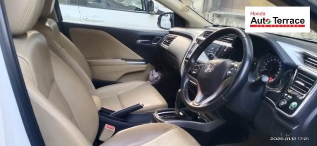 Second-hand 2018 Honda City i VTEC CVT VX for sale in Ahmedabad-4