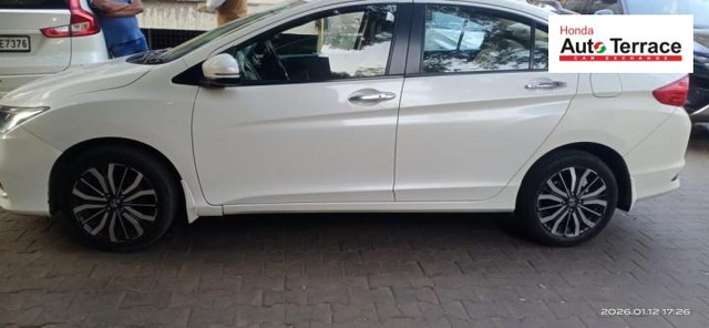 Second-hand 2018 Honda City i VTEC CVT VX for sale in Ahmedabad-2