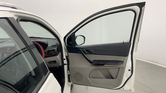 Second-hand 2017 Tata Tiago Wizz Edition Petrol for sale in Jaipur-16