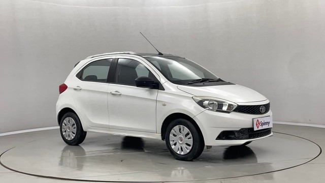 Second-hand 2017 Tata Tiago Wizz Edition Petrol for sale in Jaipur-1