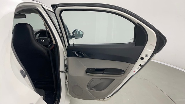 Second-hand 2017 Tata Tiago Wizz Edition Petrol for sale in Jaipur-31