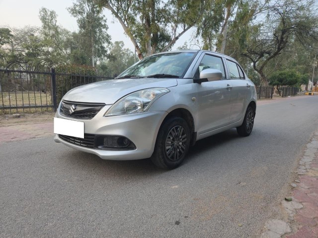Second-hand 2016 Maruti Swift Dzire LXI Option for sale in Noida-3