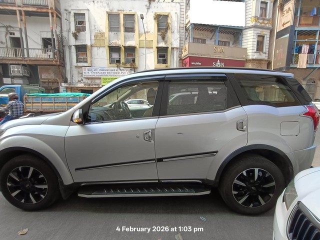 Second-hand 2018 Mahindra XUV500 AT W10 FWD for sale in Mumbai-7
