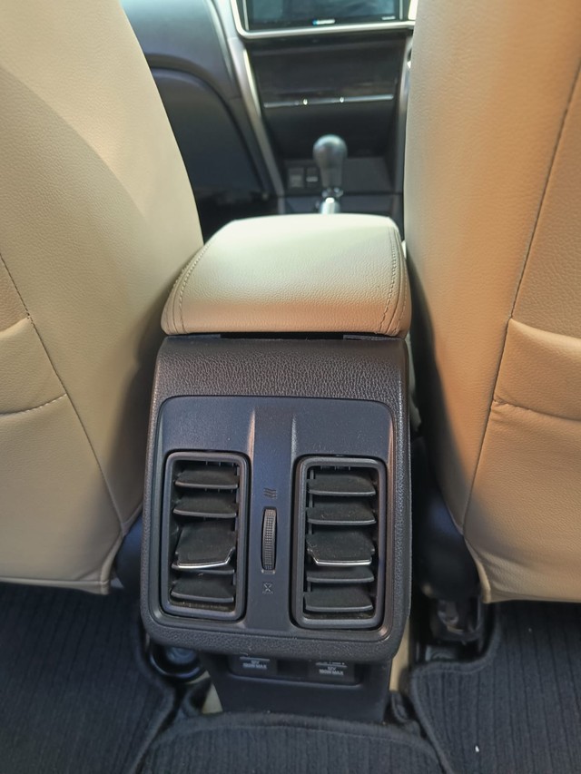 Second-hand 2018 Honda City i-DTEC ZX for sale in Coimbatore-6