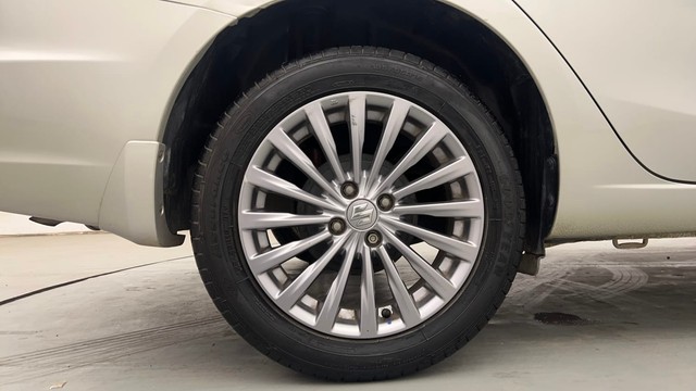 Second-hand 2017 Maruti Ciaz Petrol for sale in Chandigarh-18