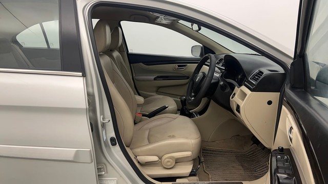 Second-hand 2017 Maruti Ciaz Petrol for sale in Chandigarh-15