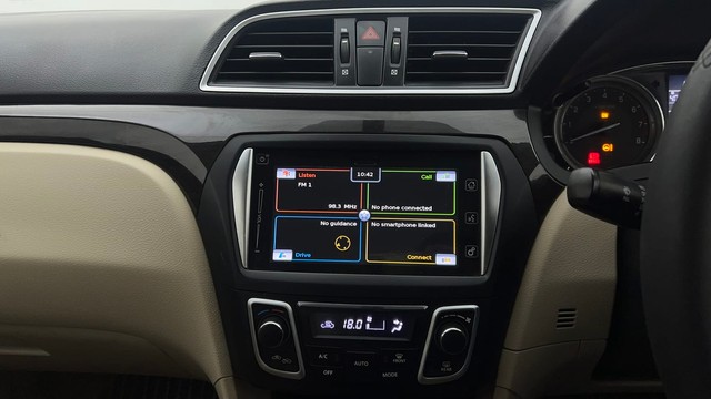 Second-hand 2017 Maruti Ciaz Petrol for sale in Chandigarh-39