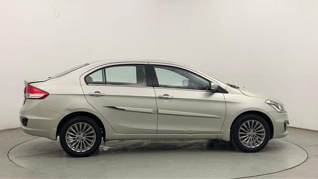 Second-hand 2017 Maruti Ciaz Petrol for sale in Chandigarh-2