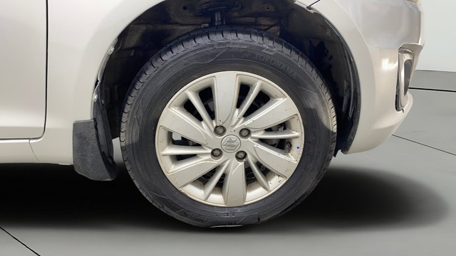 Second-hand 2015 Maruti Swift ZDI BSIV for sale in Chennai-24