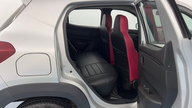 Second-hand 2023 Renault KWID 1.0 RXT for sale in Lucknow-32