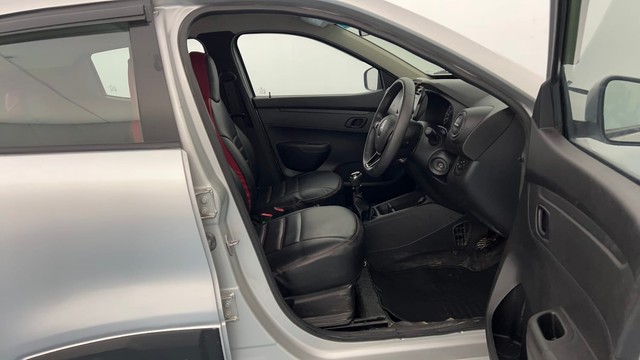 Second-hand 2023 Renault KWID 1.0 RXT for sale in Lucknow-15