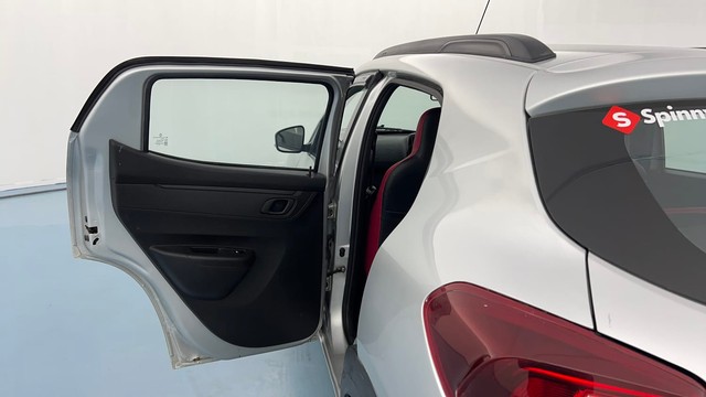 Second-hand 2023 Renault KWID 1.0 RXT for sale in Lucknow-34