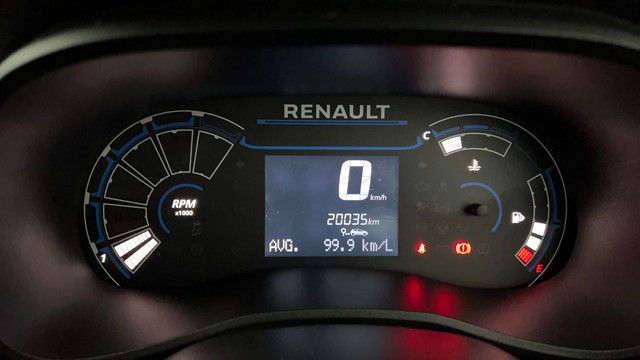 Second-hand 2023 Renault KWID 1.0 RXT for sale in Lucknow-13