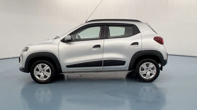 Second-hand 2023 Renault KWID 1.0 RXT for sale in Lucknow-6