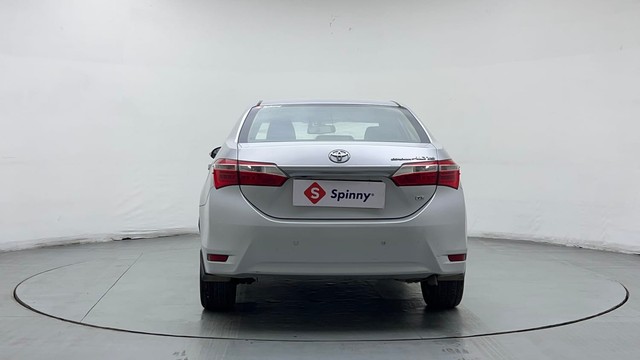 Second-hand 2014 Toyota Corolla Altis Petrol LE for sale in Gurgaon-4