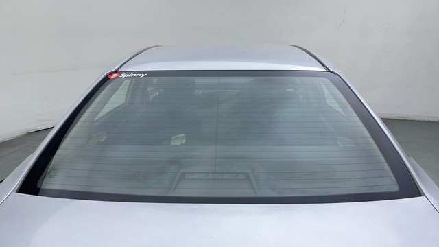 Second-hand 2014 Toyota Corolla Altis Petrol LE for sale in Gurgaon-31