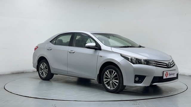 Second-hand 2014 Toyota Corolla Altis Petrol LE for sale in Gurgaon-1