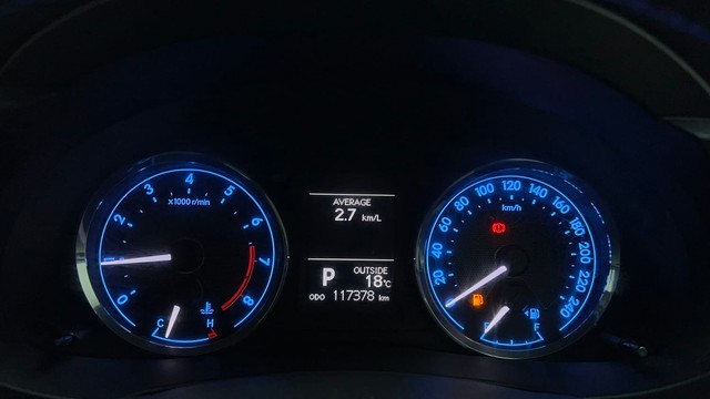 Second-hand 2014 Toyota Corolla Altis Petrol LE for sale in Gurgaon-13