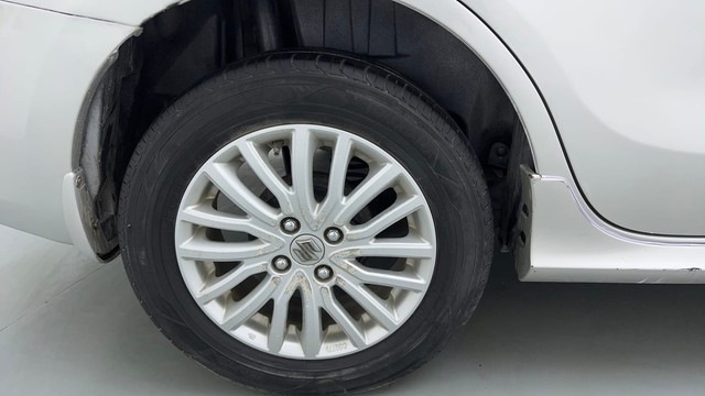 Second-hand 2017 Maruti Suzuki Dzire ZXI for sale in Gurgaon-18