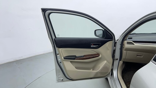 Second-hand 2017 Maruti Suzuki Dzire ZXI for sale in Gurgaon-35