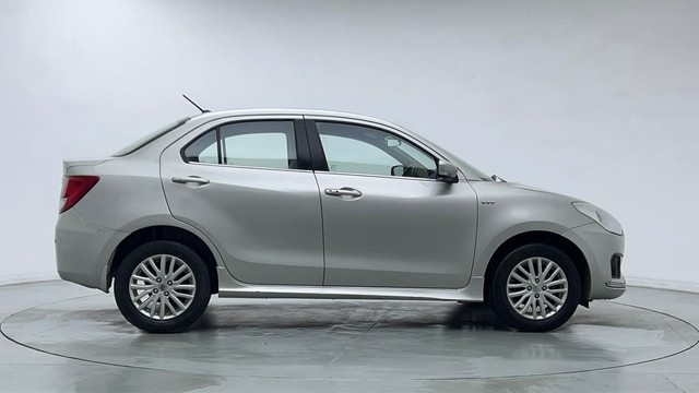 Second-hand 2017 Maruti Suzuki Dzire ZXI for sale in Gurgaon-2