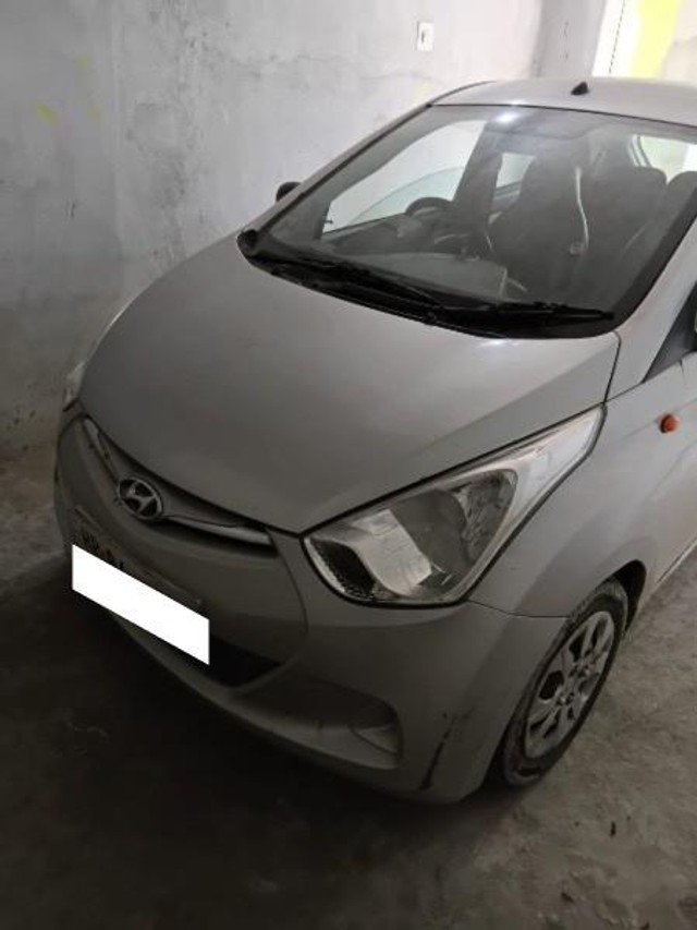 Second-hand 2015 Hyundai EON Magna Optional for sale in Hamirpur(HP)-3