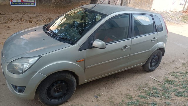 Second-hand 2011 Ford Figo Diesel Titanium for sale in Bokaro-6