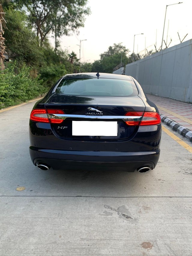 Jaguar XF 2.0 Litre Petrol Second-hand 2014 Jaguar XF 2.0 Litre Petrol for sale in New Delhi-2