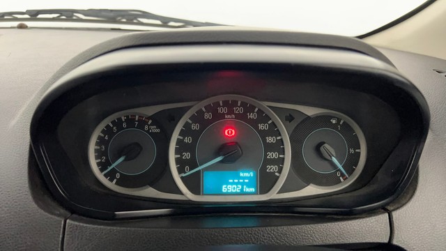 Second-hand 2018 Ford Figo Titanium AT 2019-2020 for sale in Lucknow-13