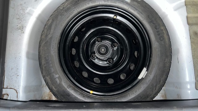 Second-hand 2018 Ford Figo Titanium AT 2019-2020 for sale in Lucknow-21