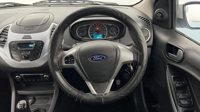 Second-hand 2018 Ford Figo Titanium AT 2019-2020 for sale in Lucknow-25