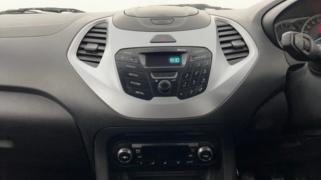 Second-hand 2018 Ford Figo Titanium AT 2019-2020 for sale in Lucknow-24
