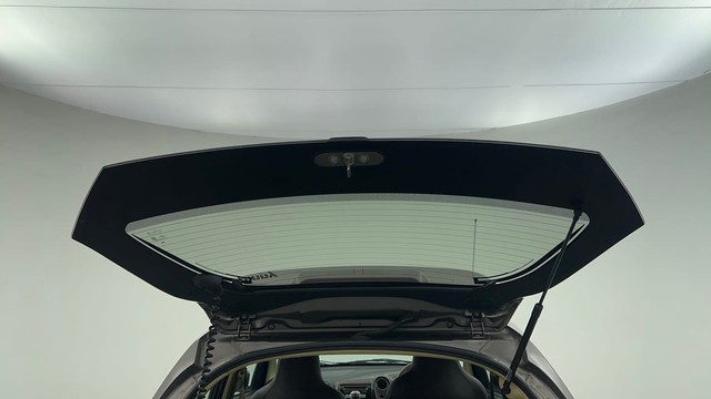 Second-hand 2014 Honda Brio VX for sale in Chennai-39