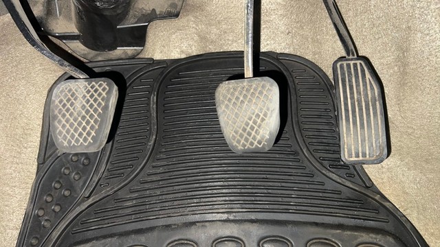 Second-hand 2014 Honda Brio VX for sale in Chennai-14