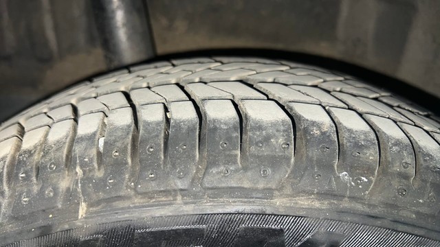 Second-hand 2014 Honda Brio VX for sale in Chennai-34