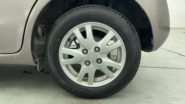 Second-hand 2014 Honda Brio VX for sale in Chennai-19