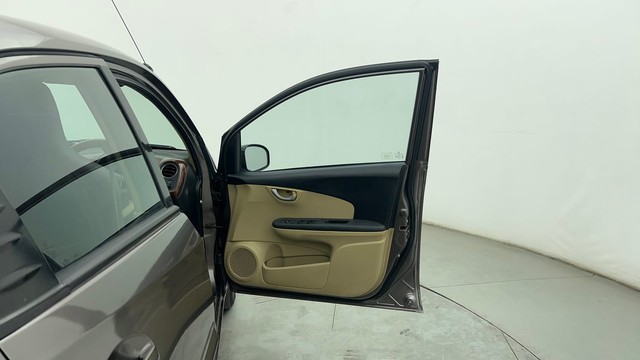 Second-hand 2014 Honda Brio VX for sale in Chennai-16