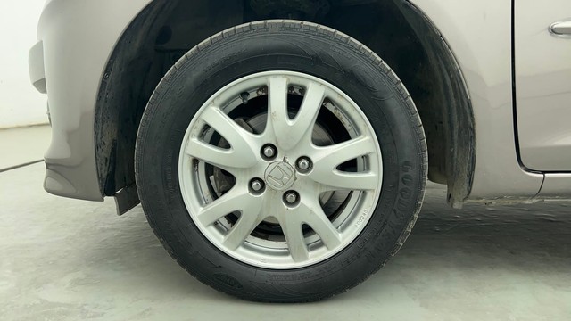 Second-hand 2014 Honda Brio VX for sale in Chennai-20