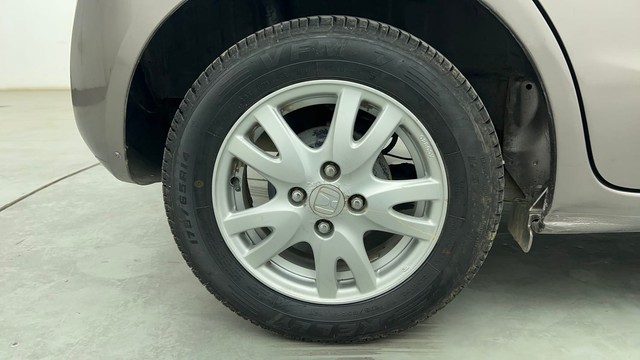 Second-hand 2014 Honda Brio VX for sale in Chennai-18